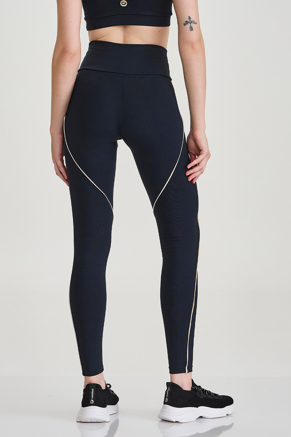 LEGGINS NZ CON DETALLES DE BRILLO