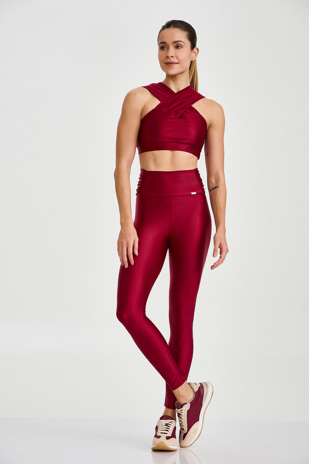 TOP PETO ENERGY CON TIRANTES CRUZADOS