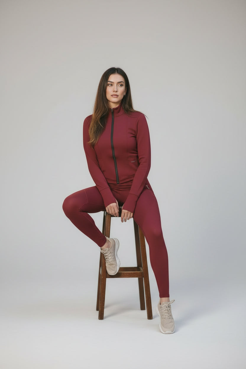 POLERON ATHLETIC CON PUÑO BURDEO